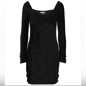 Rebecca Vallance Senna Black Minidress
Textured Long Sleeve